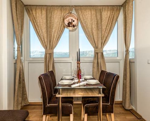 croatia-split-apartment-dining-area