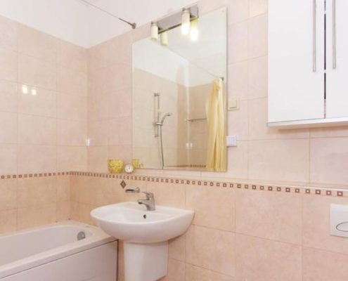 croatia-split-city-center-bathroom-3